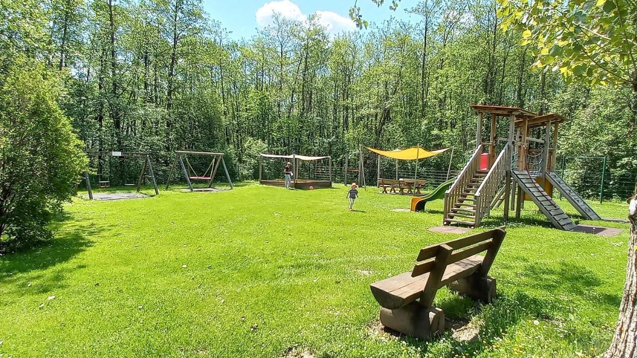 Kaspar Haus Kmb Seeblick Appartement Am Ossiacher See Mit Direktem Seezugang, Hallenbad Bodensdorf Eksteriør billede