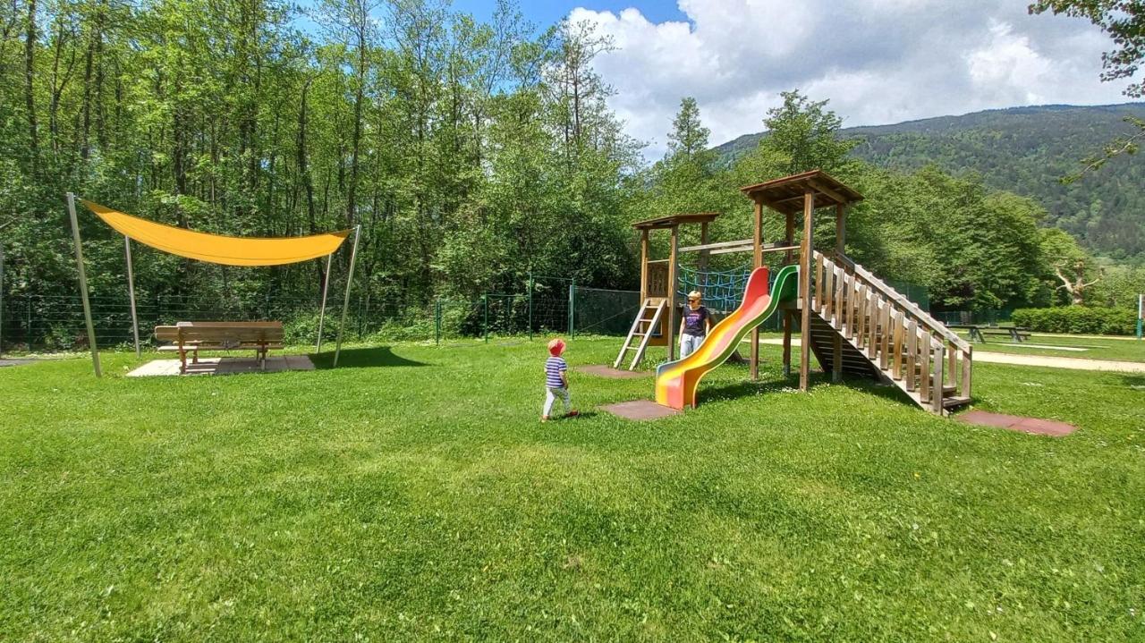 Kaspar Haus Kmb Seeblick Appartement Am Ossiacher See Mit Direktem Seezugang, Hallenbad Bodensdorf Eksteriør billede