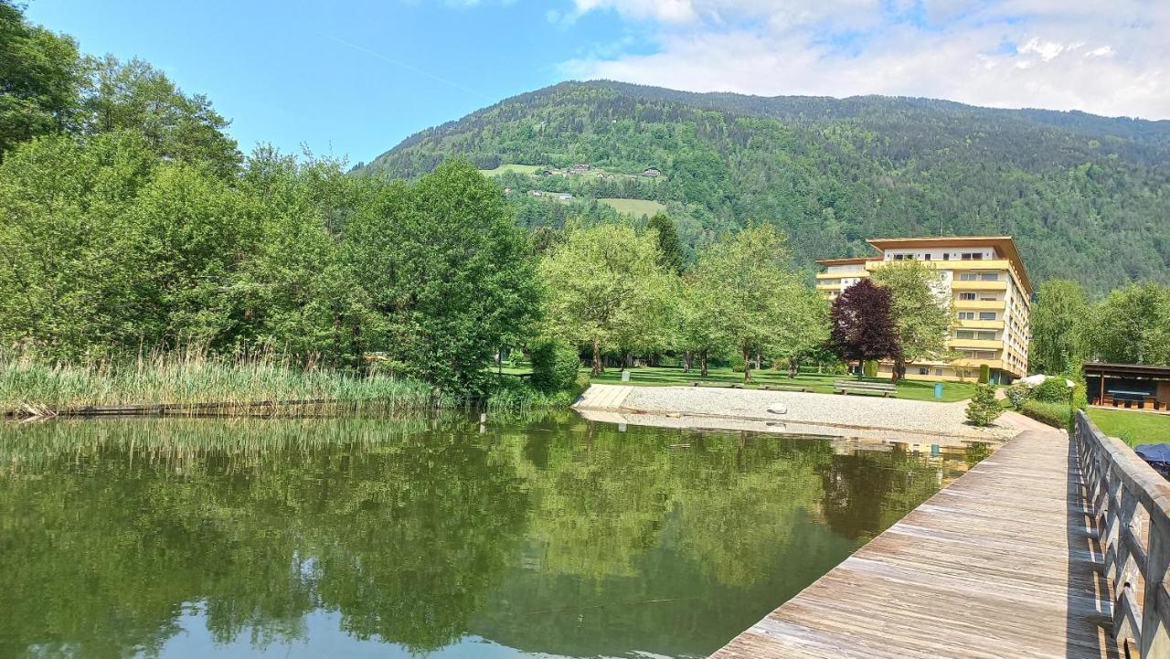 Kaspar Haus Kmb Seeblick Appartement Am Ossiacher See Mit Direktem Seezugang, Hallenbad Bodensdorf Eksteriør billede