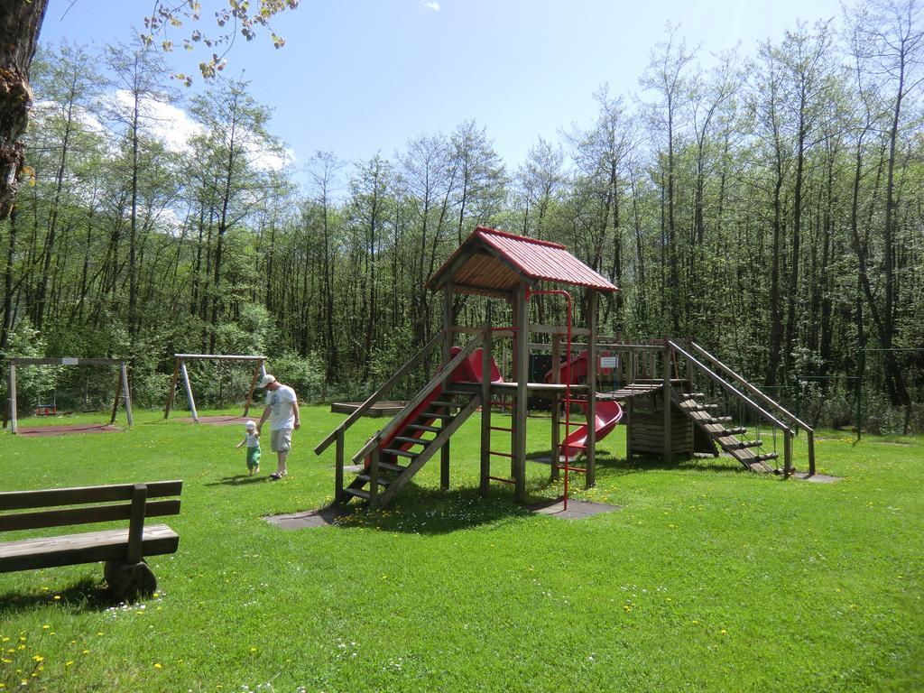 Kaspar Haus Kmb Seeblick Appartement Am Ossiacher See Mit Direktem Seezugang, Hallenbad Bodensdorf Eksteriør billede