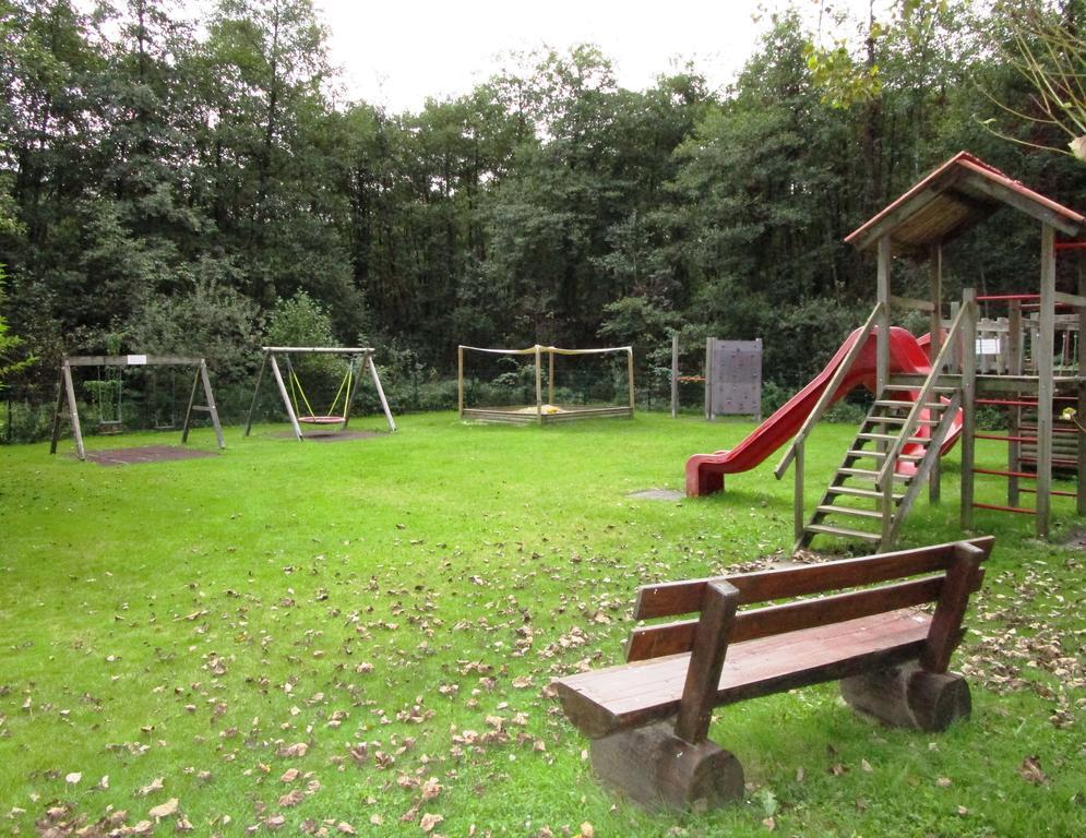 Kaspar Haus Kmb Seeblick Appartement Am Ossiacher See Mit Direktem Seezugang, Hallenbad Bodensdorf Eksteriør billede